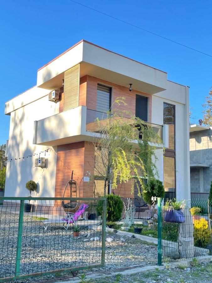 Lovely Villa 乌雷基 外观 照片
