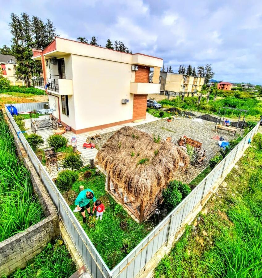 Lovely Villa 乌雷基 外观 照片
